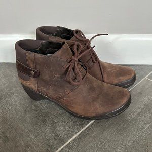 Merrell Veranda Lace Leather Bootie